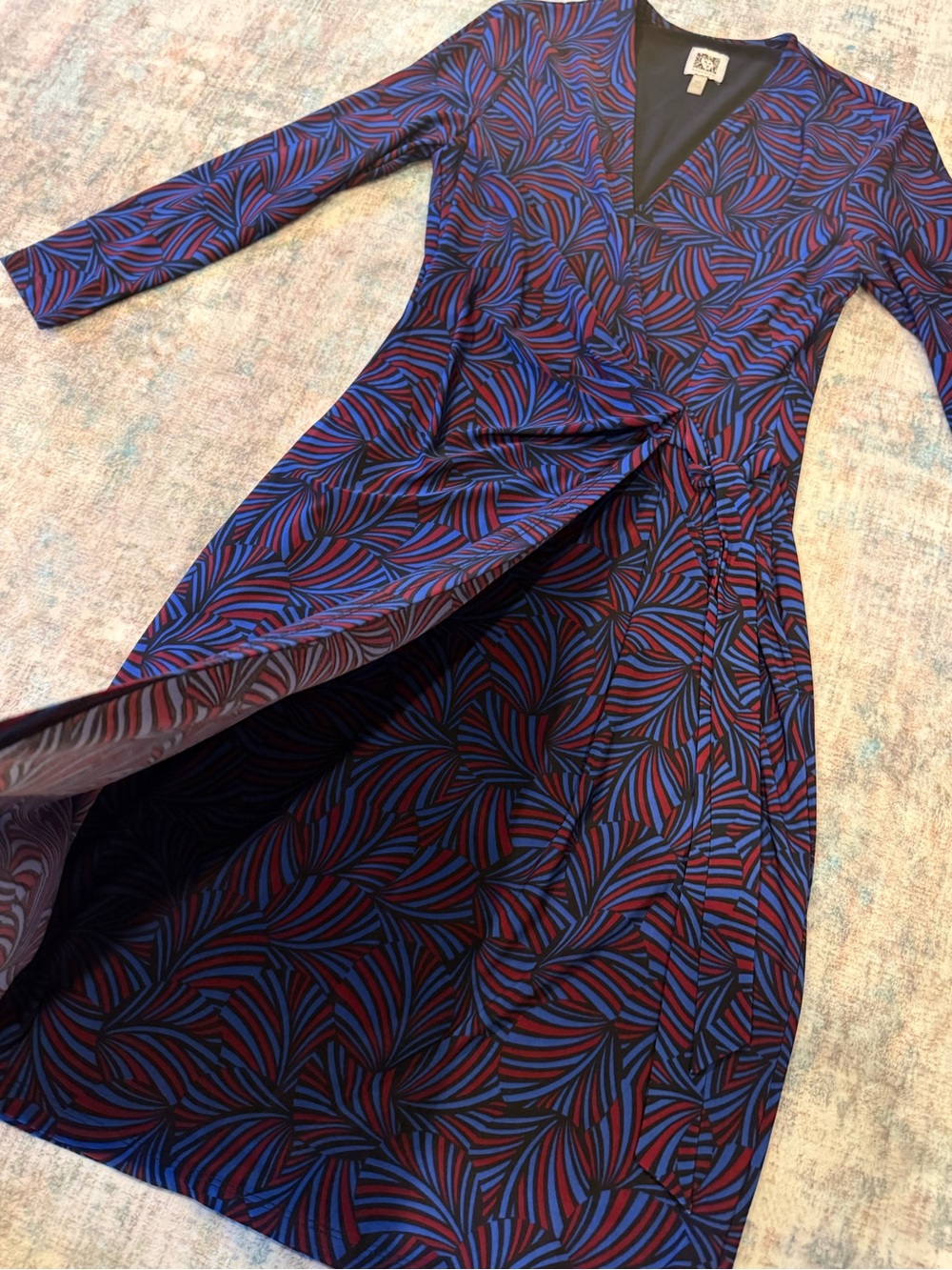 Anne Klein Blue and Black Leaf-Print Long Sleeve Wrap Dress